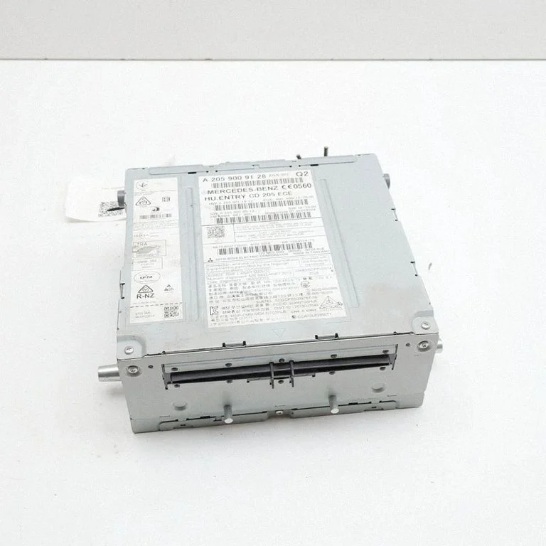 Radio/CD/DVD/GPS head unit A2059011912