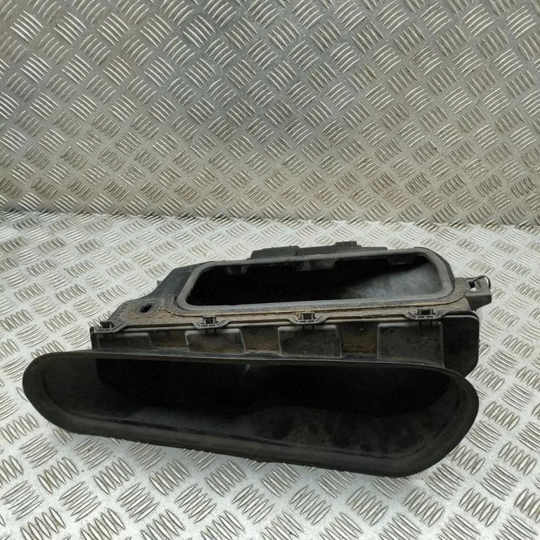 Air intake duct part 31651306
