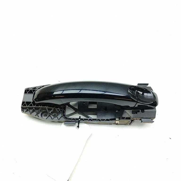 Rear door exterior handle – Volkswagen Amarok (2010-2020)