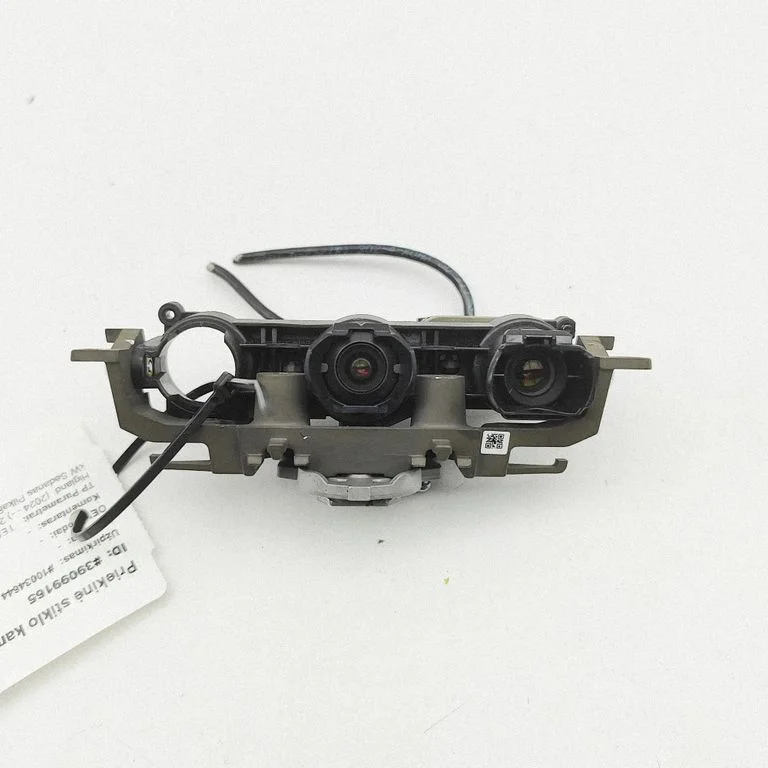 Windshield/windscreen camera 173812522F