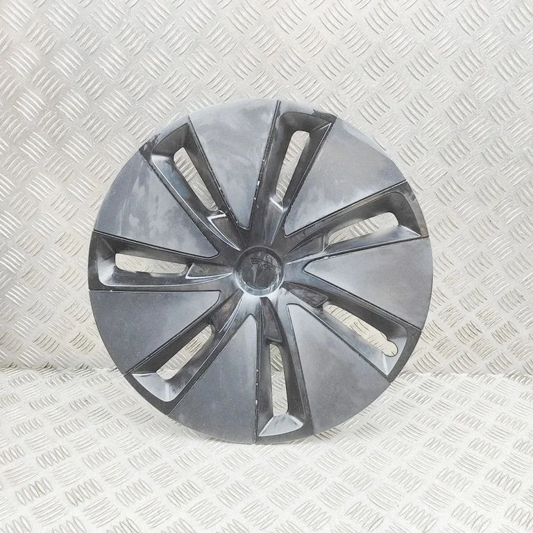 Originaal-R20 ilukilp (-kilbid) – Tesla Model Y (2020-)