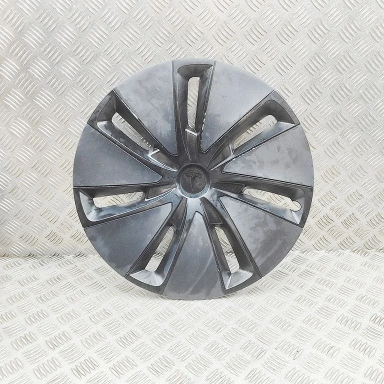 Originaal-R20 ilukilp (-kilbid) – Tesla Model Y (2020-)