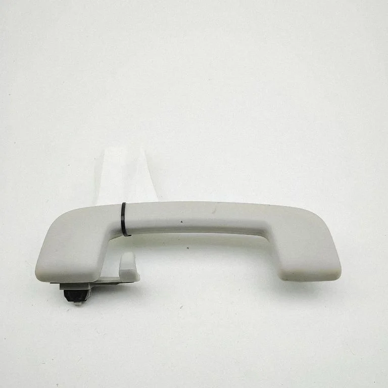 Tagumine lae käepide 739400105R