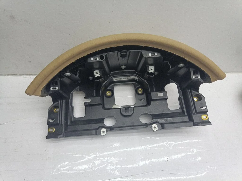 Dashboard trim 7P5858277