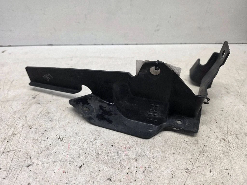 Intercooler air guide/duct channel – Jaguar XF X260 (2015-)
