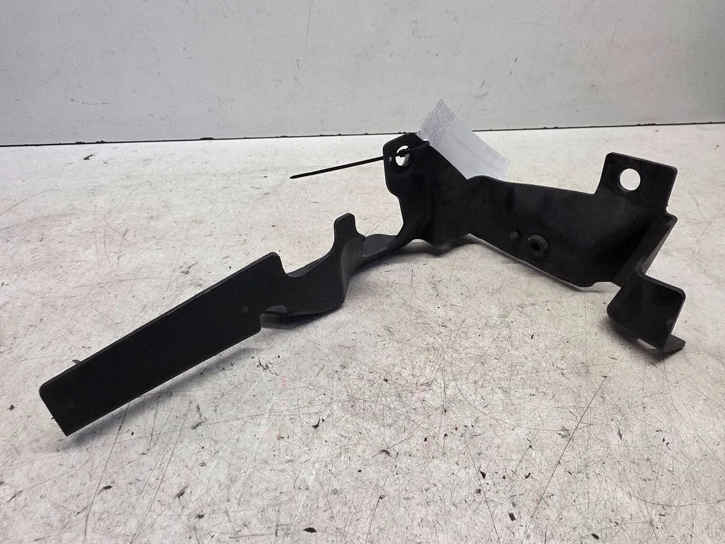 Intercooler air guide/duct channel – Jaguar XF X260 (2015-)