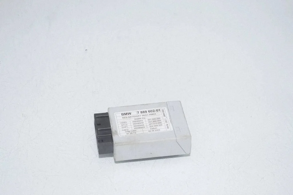 Other control units/modules 7889602