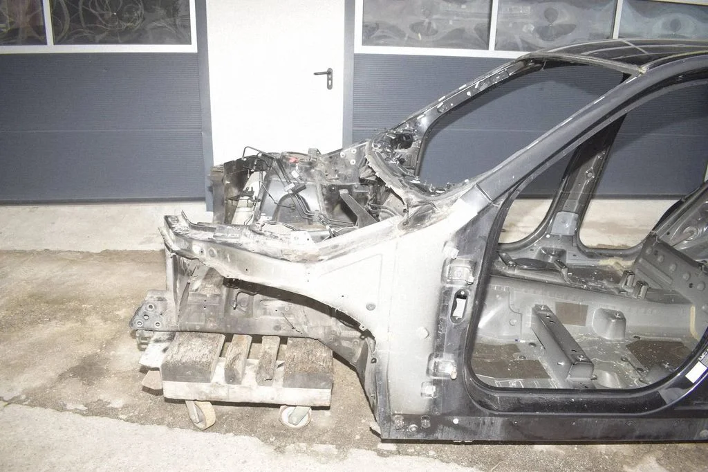 Esimene küljepaneel – BMW X3 F25 (2010-2017)