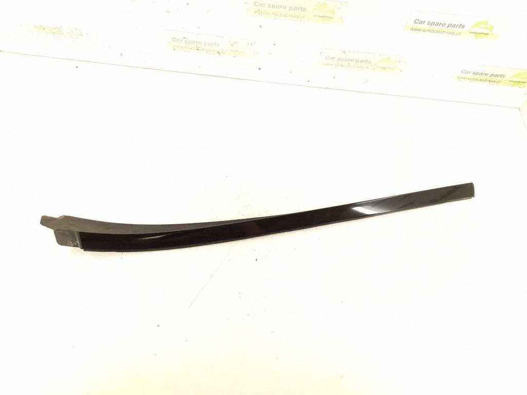 Windshield trim – Mercedes-Benz E-Class W213 (2016-)