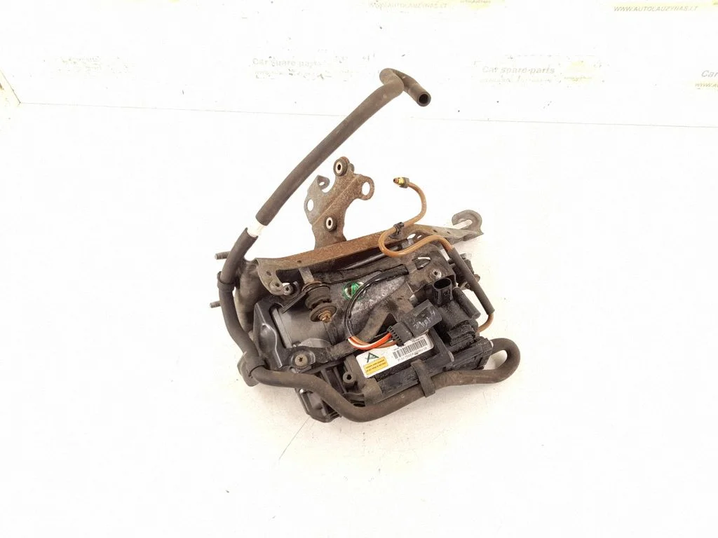 Air suspension compressor/pump – Mercedes-Benz E-Class W213 (2016-)