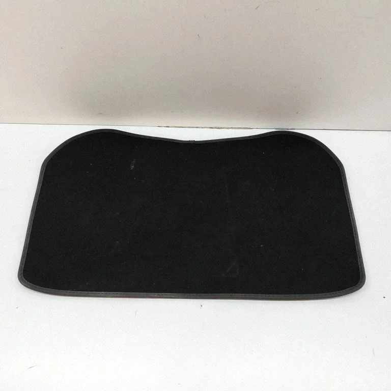 Trunk/boot floor carpet liner 109085300E