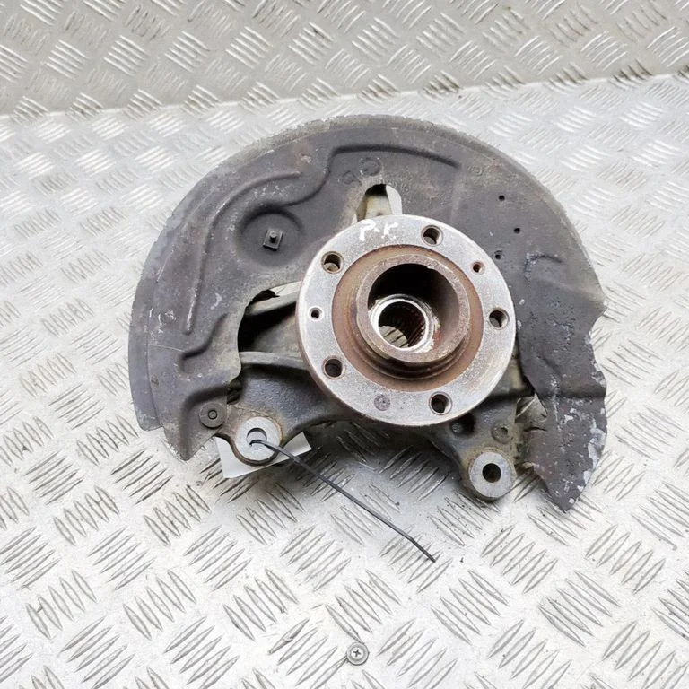 Priekšējā rumba 1647857180