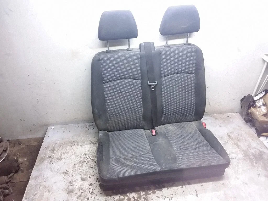 Eesmine kaheistmeline iste – Mercedes-Benz Vito Viano W639 (2003-2014)