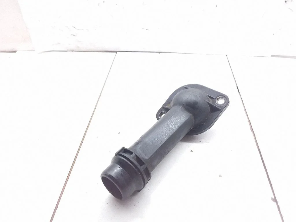 Engine coolant pipe/hose – Audi A4 S4 B6 8E 8H (2001-2005)