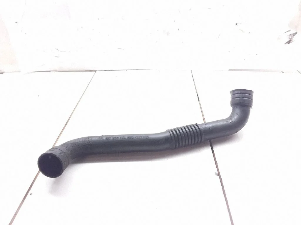 Breather hose/pipe – Audi A4 S4 B6 8E 8H (2001-2005)