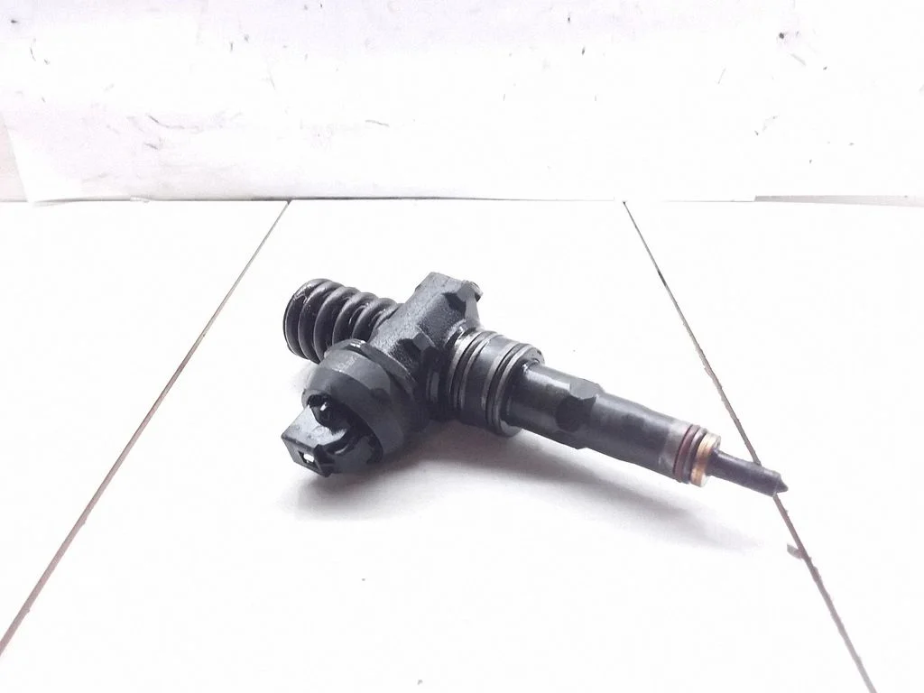 Fuel injector – Audi A4 S4 B6 8E 8H (2001-2005)