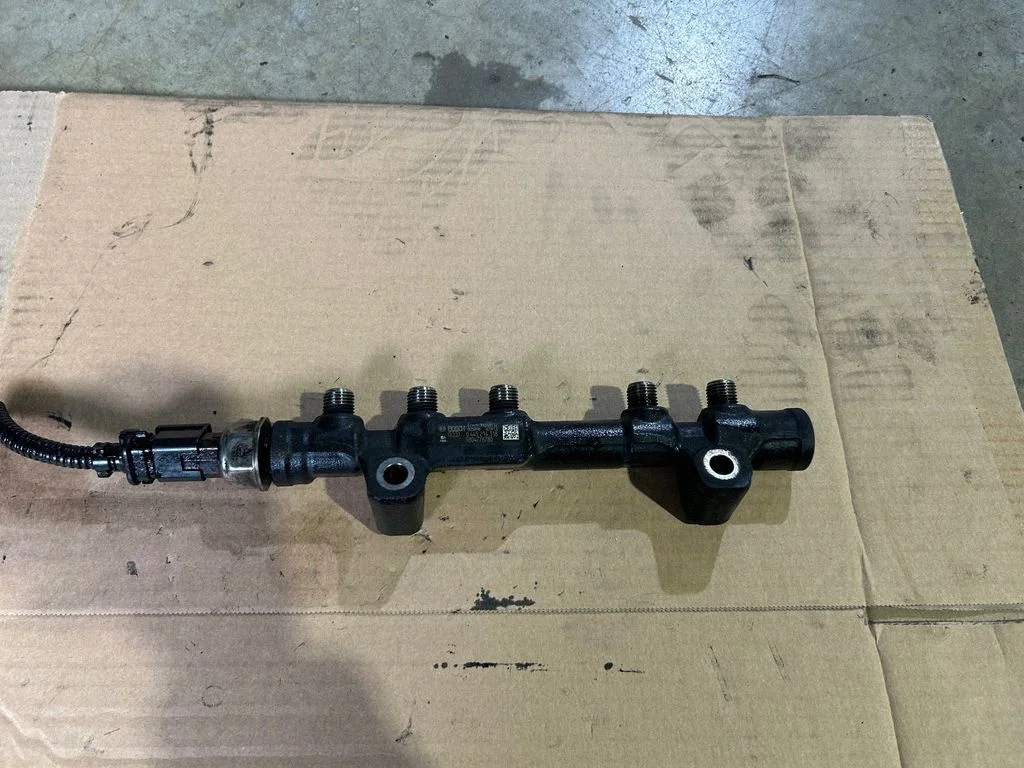 Fuel main line pipe 9804776780
