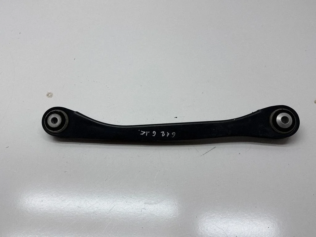 Rear control arm 6861125