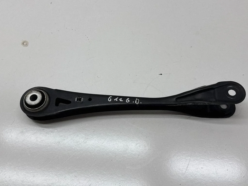 Rear control arm 6861114
