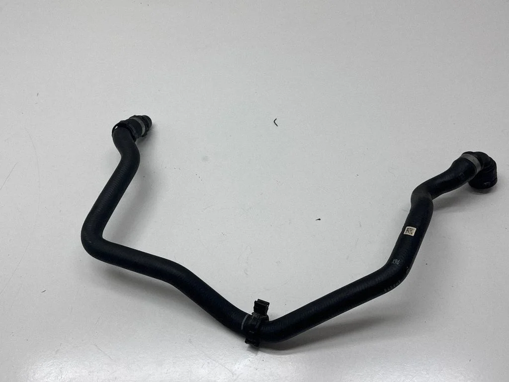 Engine coolant pipe/hose 6922644