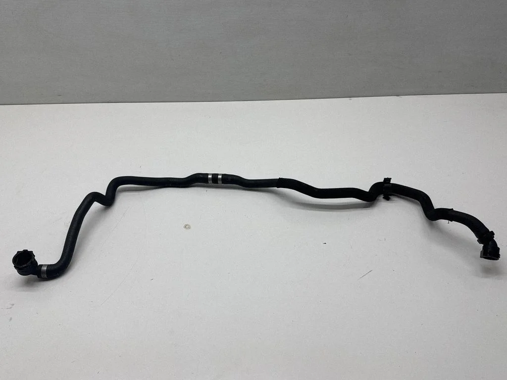 Engine coolant pipe/hose 8377671