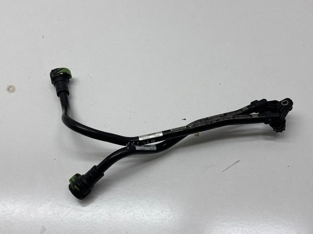 Gearbox oil cooler pipe/hose 8654880
