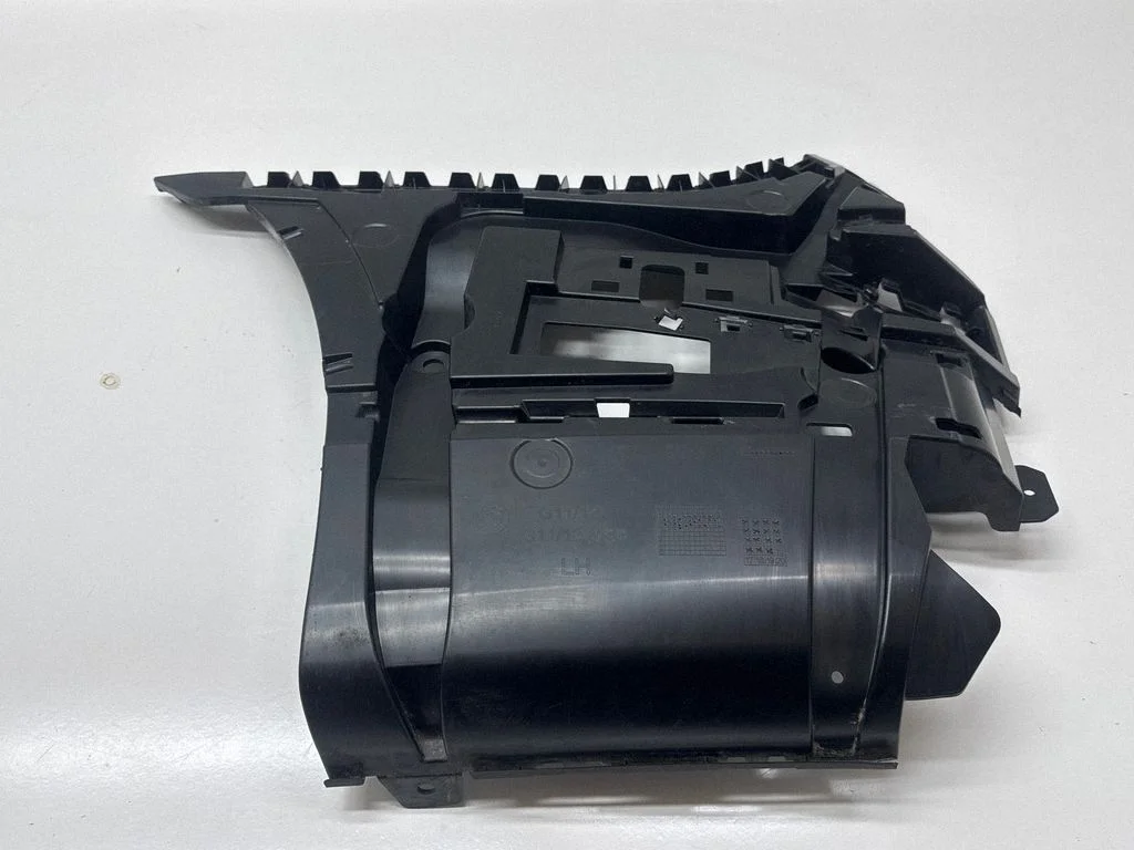 Rear bumper mounting bracket 7357147