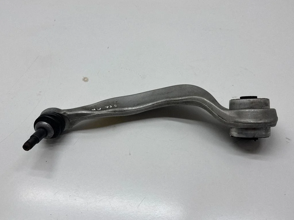 Front control arm 6861151