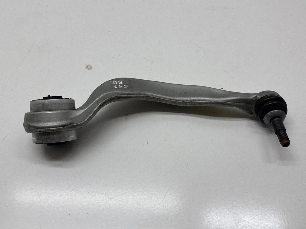 Front control arm 6861152