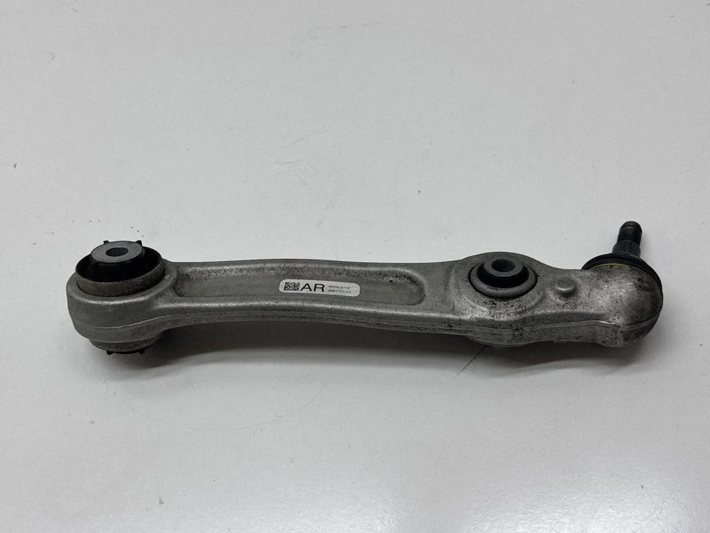 Front control arm 6861170