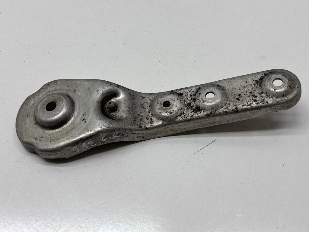 Other rear suspension part 6861142