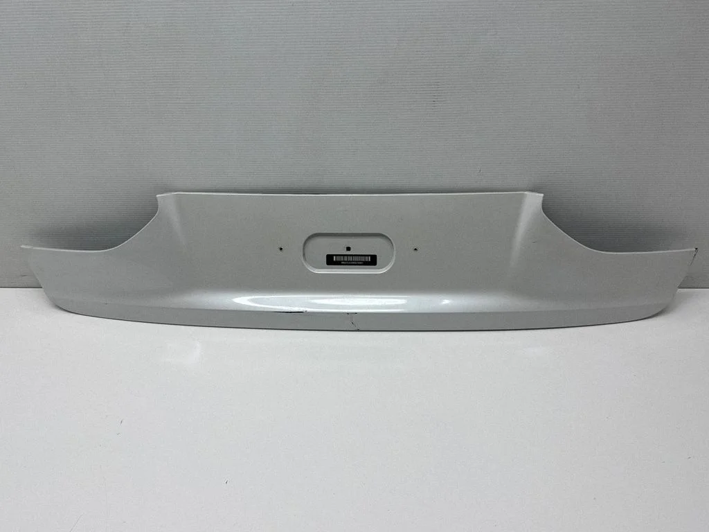 Tailgate trim 7379945