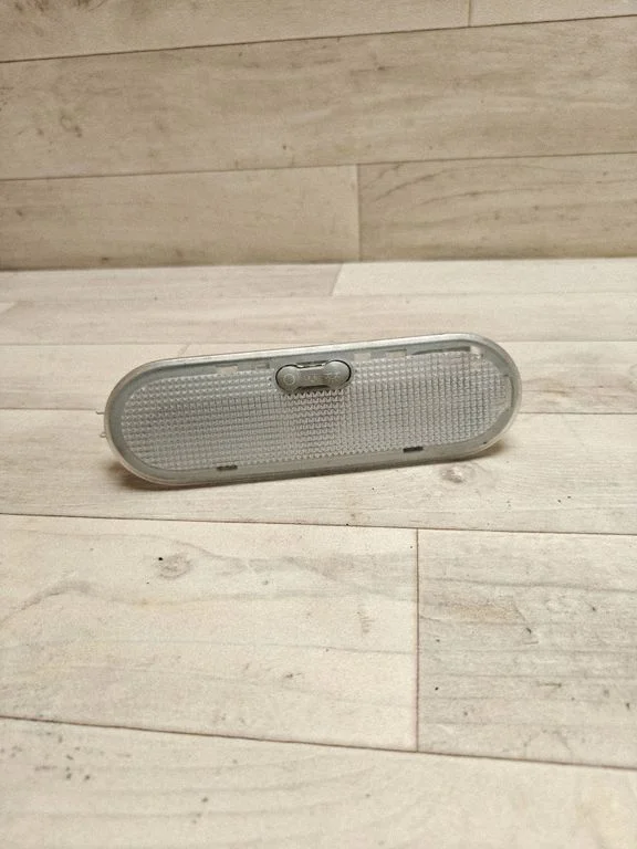 Front seat light 8200074362
