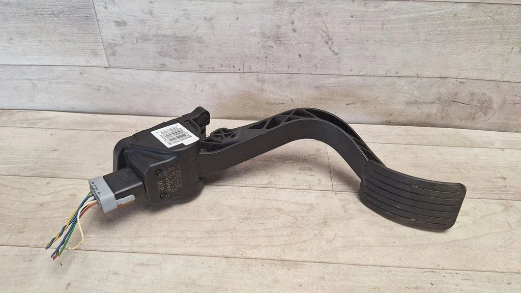 Accelerator throttle pedal 9671416880