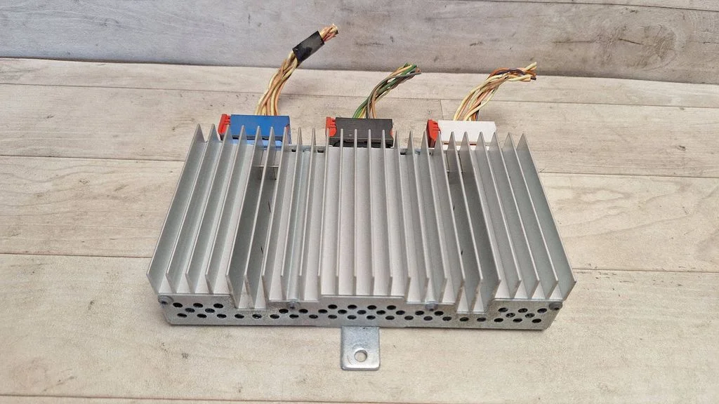 Sound amplifier 9664649780