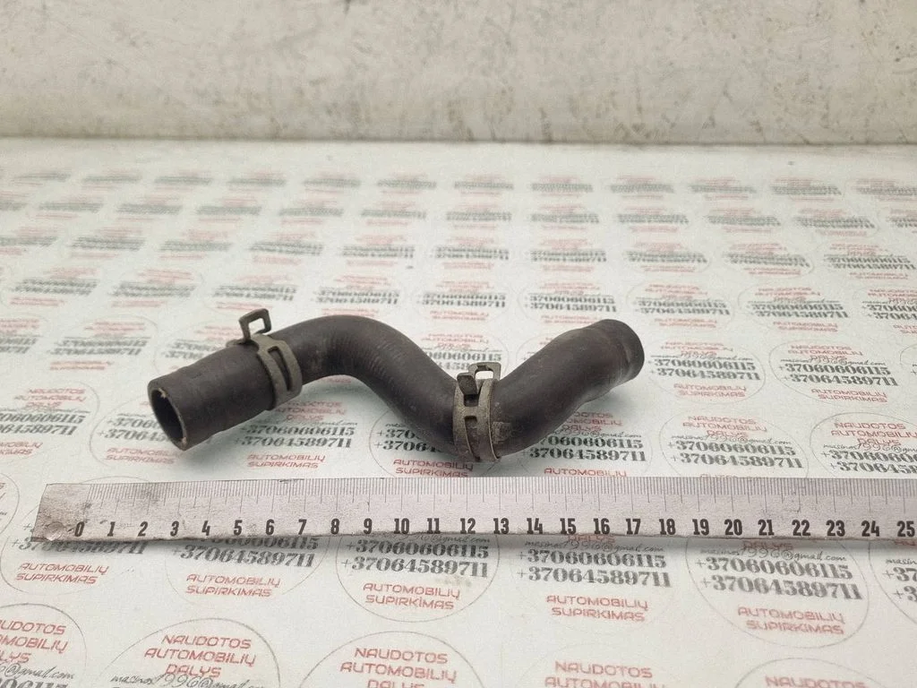 Engine coolant pipe/hose 7M3121073T