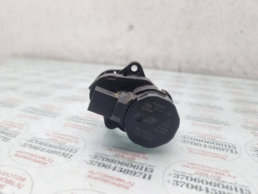 Air flap motor/actuator 7M3907511