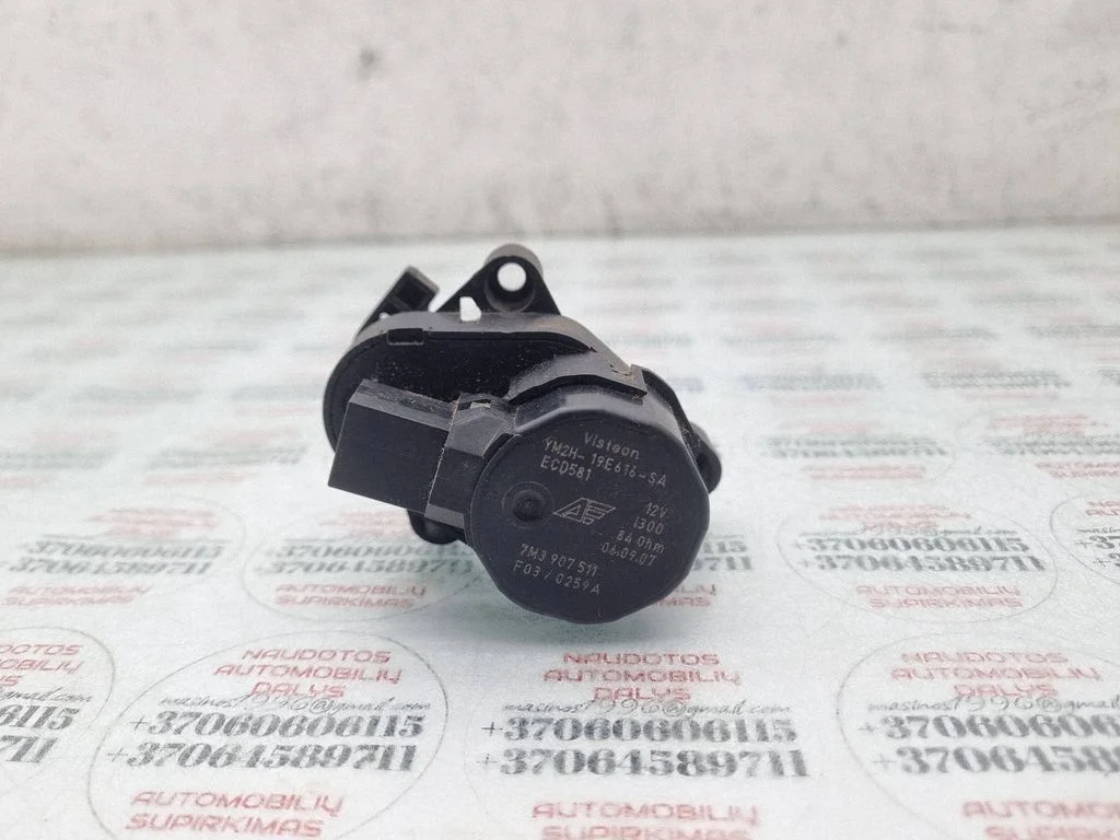 Air flap motor/actuator 7M3907511