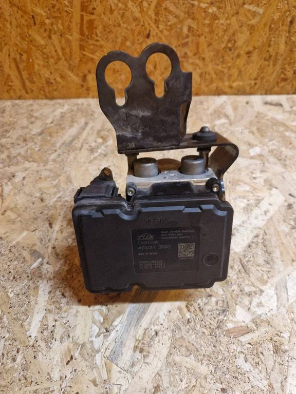 ABS block 00405698C200
