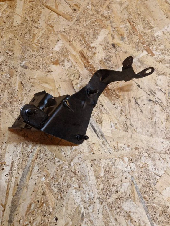 ABS pump bracket – Skoda Octavia Mk4 (2019-)