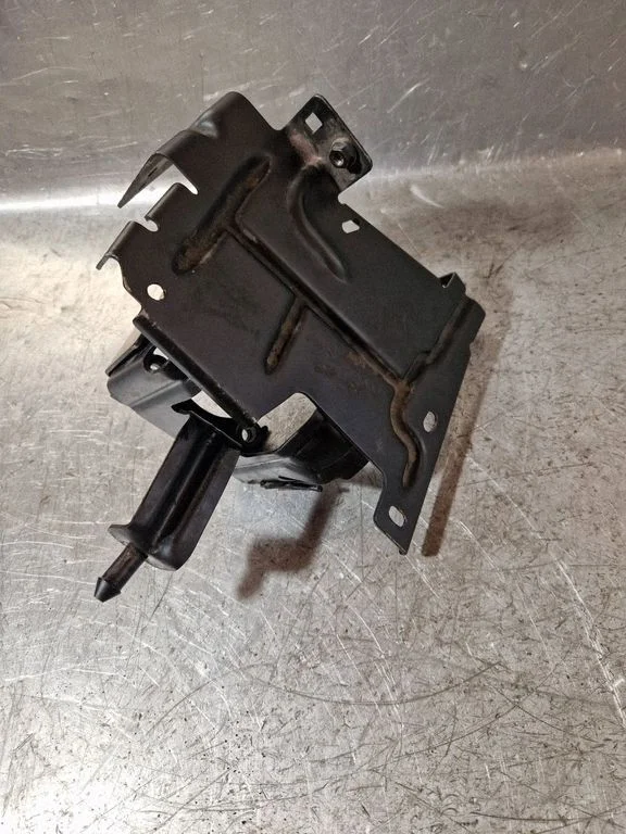 ABS pump bracket – Ford Transit Custom (2013-2023)