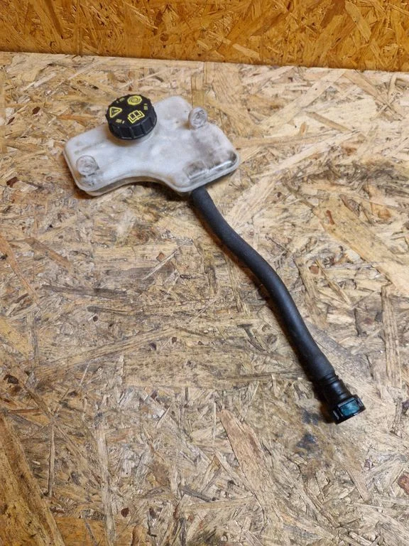 Brake fluid reservoir 03350891391