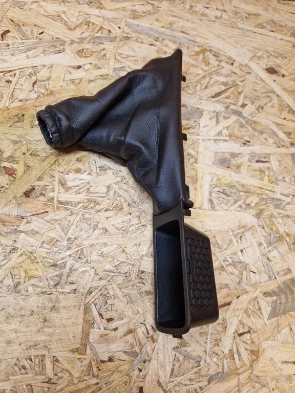 Handbrake lever cover (leather/fabric) – Ford Fiesta (2017-)