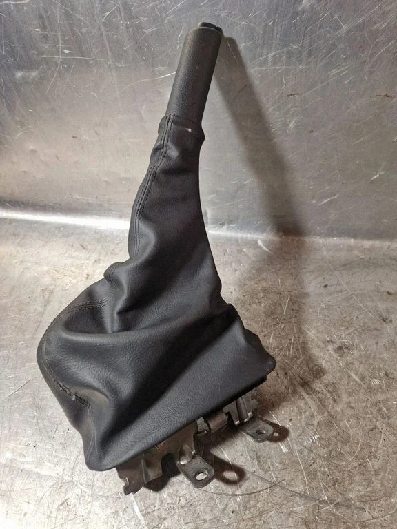 Handbrake/parking brake lever assembly 361352580R