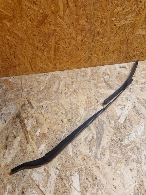 Front wiper blade arm – Peugeot 2008 II (2019-)
