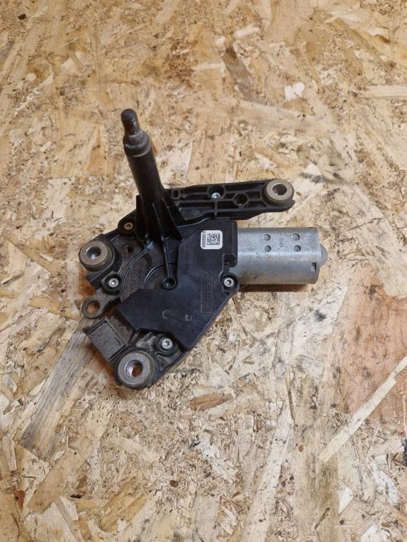 Rear window wiper motor – Mercedes-Benz C-Class W205 (2014-2021)
