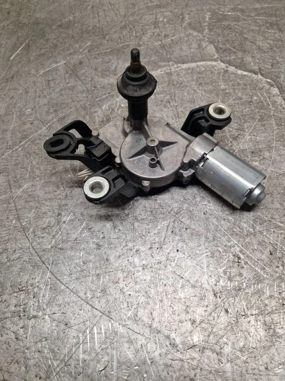 Rear window wiper motor – Volkswagen Sharan (2011-)