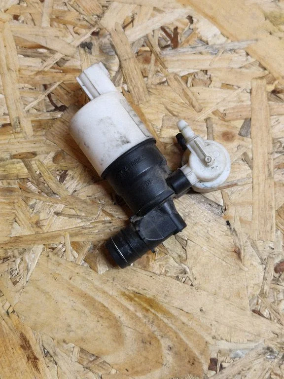 Klaasipesuvedeliku pump (klaaside) BK2117K624AA