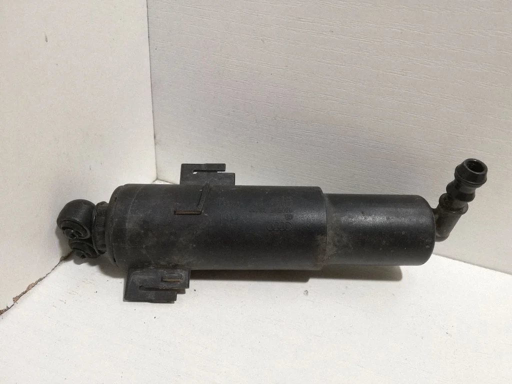 Headlight washer spray nozzle 8K0955102