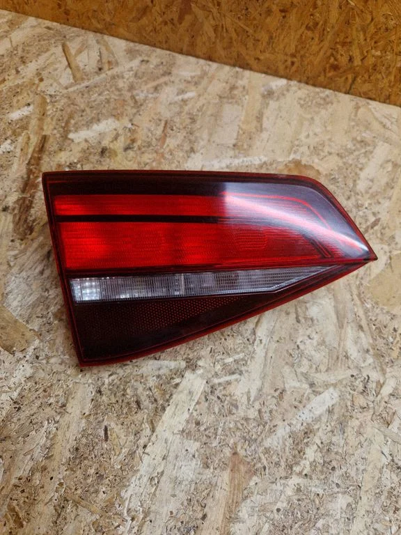 Tailgate rear/tail lights – Volkswagen Jetta VI (2011-2018)